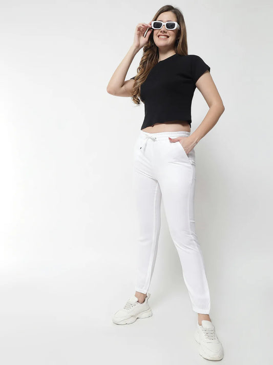 white solid Joggers has a slip-on closure and 2 pocket